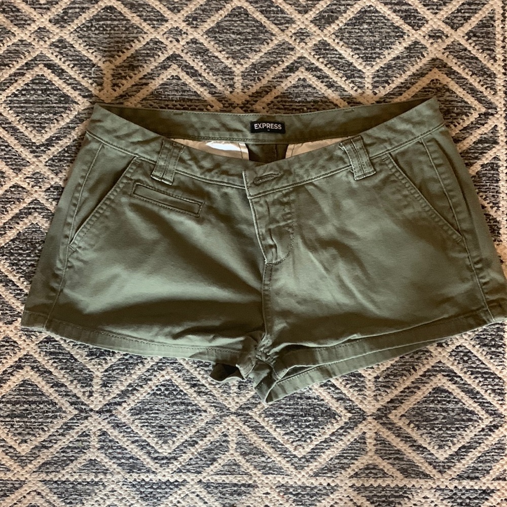 Green Express shorts. Size 8